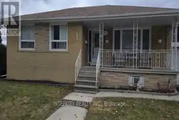31 Munhall Road, Toronto (Humber Heights), Ontario M6P1R2, 5 Bedrooms Bedrooms, ,2 BathroomsBathrooms,All Houses,For Sale,Munhall,W12052001