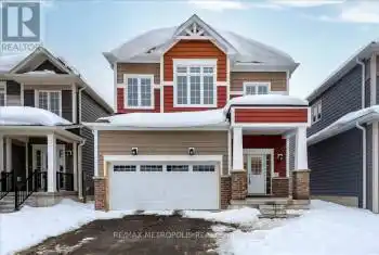 370 McEachern Lane, Gravenhurst (Muskoka (S)), Ontario P1P0H8, 5 Bedrooms Bedrooms, ,3 BathroomsBathrooms,All Houses,For Rent,McEachern,X12052035