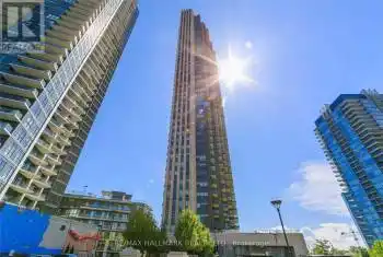 36 Park Lawn Road Unit# 1909, Toronto (Mimico), Ontario M8V0E5, 2 Bedrooms Bedrooms, ,1 BathroomBathrooms,Condo,For Sale,Park Lawn,W12052038