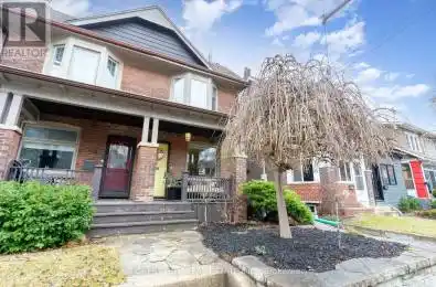 708 Woodbine Avenue Toronto (Woodbine Corridor) Ontario M4E2J1