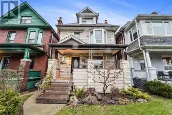 152 Wright Avenue, Toronto (Roncesvalles), Ontario M6R1L2, 6 Bedrooms Bedrooms, ,4 BathroomsBathrooms,All Houses,For Sale,Wright,W12050245