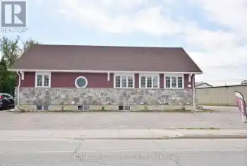 141 Main Street, Lambton Shores (Thedford), Ontario N0M2N0, 7 Bedrooms Bedrooms, ,7 BathroomsBathrooms,All Houses,For Sale,Main,X12052619