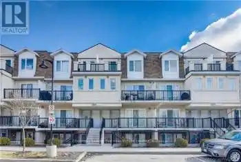 3041 Finch Avenue Unit# 1024, Toronto (Humber Summit), Ontario M9M0A4, 3 Bedrooms Bedrooms, ,2 BathroomsBathrooms,All Houses,For Sale,Finch,W12052650