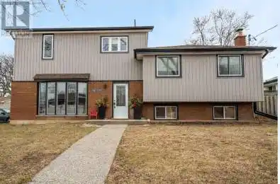 8 Banff Drive Hamilton (Berrisfield) Ontario L8T3B5