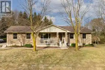 258 Trueman Street, Central Huron (Hullett), Ontario N0M2H0, 5 Bedrooms Bedrooms, ,3 BathroomsBathrooms,All Houses,For Sale,Trueman,X12052896