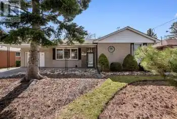 57 Dukinfield Crescent, Toronto (Parkwoods-Donalda), Ontario M3A2R9, 3 Bedrooms Bedrooms, ,2 BathroomsBathrooms,All Houses,For Sale,Dukinfield,C12052906