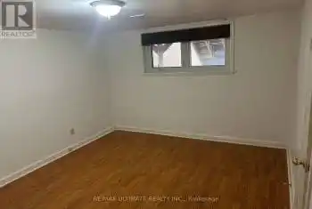 15 Dellbank Road, Toronto (Bathurst Manor), Ontario M3H4M9, 2 Bedrooms Bedrooms, ,1 BathroomBathrooms,All Houses,For Rent,Dellbank,C12053019