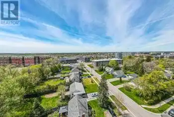 21 Eastwood Avenue, Oshawa (Samac), Ontario L1G3Y5, ,Commercial,For Sale,Eastwood,E12053007