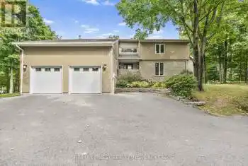 1835 HITCHCOCK Drive, South Frontenac (Frontenac South), Ontario K0H1X0, 4 Bedrooms Bedrooms, ,4 BathroomsBathrooms,All Houses,For Sale,HITCHCOCK,X12052823