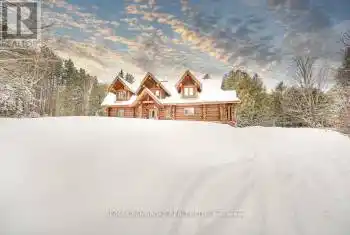 2467 Darling Road, Lanark Highlands, Ontario K0A1P0, 4 Bedrooms Bedrooms, ,4 BathroomsBathrooms,All Houses,For Sale,Darling,X12053374