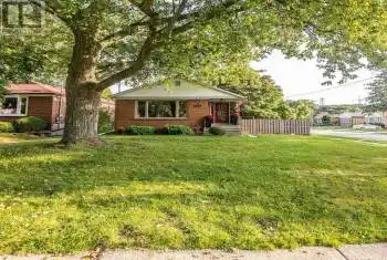89 Lingarde Drive Unit# Lower, Toronto (Wexford-Maryvale), Ontario M1R1X8, 2 Bedrooms Bedrooms, ,1 BathroomBathrooms,All Houses,For Rent,Lingarde,E12053437