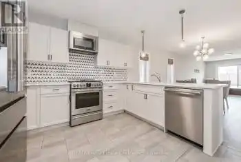 59 York Street, Centre Wellington (Elora/Salem), Ontario N0B1S0, 4 Bedrooms Bedrooms, ,3 BathroomsBathrooms,All Houses,For Sale,York,X12032661