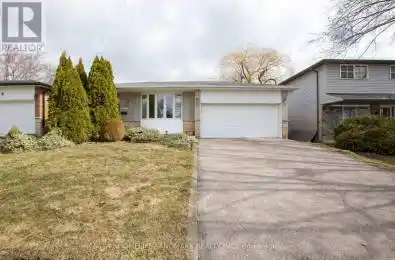 3233 Ibbetson Crescent Mississauga (Erindale) Ontario L5C1Z1