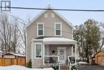 54 MacDonald Street, Arnprior, Ontario K7S2W5, 3 Bedrooms Bedrooms, ,2 BathroomsBathrooms,All Houses,For Sale,MacDonald,X12054057