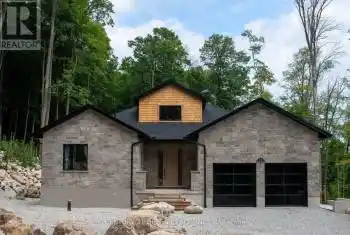 14 16 th Avenue Unit# 14, South Bruce Peninsula, Ontario N0H2T0, 4 Bedrooms Bedrooms, ,3 BathroomsBathrooms,All Houses,For Sale,16 th,X12052527