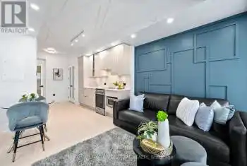 3900 Confederation Parkway Unit# 705, Mississauga (City Centre), Ontario L5B0M3, 1 Bedroom Bedrooms, ,1 BathroomBathrooms,Condo,For Sale,Confederation,W12054121