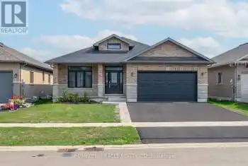 37 Wims Way, Belleville (Thurlow Ward), Ontario K8N0H9, 2 Bedrooms Bedrooms, ,2 BathroomsBathrooms,All Houses,For Sale,Wims,X12054593