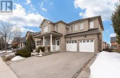 393 Coachwhip Trail Newmarket (Woodland Hill) Ontario L3X2R2