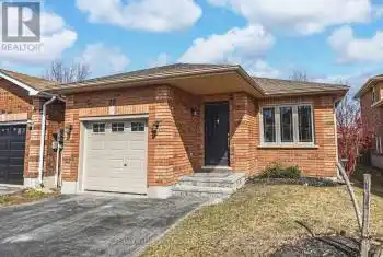 28 Lucas Avenue, Barrie (Holly), Ontario L4N9M8, 3 Bedrooms Bedrooms, ,2 BathroomsBathrooms,All Houses,For Sale,Lucas,S12054737