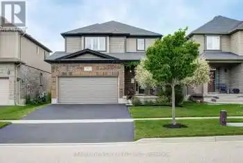 40 Joseph Lichti Lane, Wilmot, Ontario N3A4S3, 3 Bedrooms Bedrooms, ,4 BathroomsBathrooms,All Houses,For Sale,Joseph Lichti,X12054812