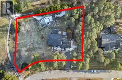 30 Cynthia Crescent Richmond Hill (Oak Ridges) Ontario L4E2P8