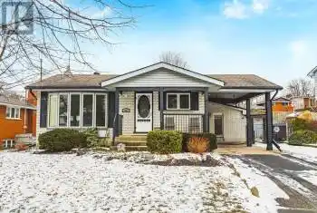 43 Holden Avenue, Norfolk (Simcoe), Ontario N3Y4E4, 3 Bedrooms Bedrooms, ,2 BathroomsBathrooms,All Houses,For Sale,Holden,X12055170