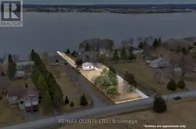 96 BAYVIEW Drive Greater Napanee Ontario K7R3K8