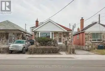 750 Vaughan Road, Toronto (Oakwood Village), Ontario M6E2Z2, 3 Bedrooms Bedrooms, ,2 BathroomsBathrooms,All Houses,For Rent,Vaughan,C12054702