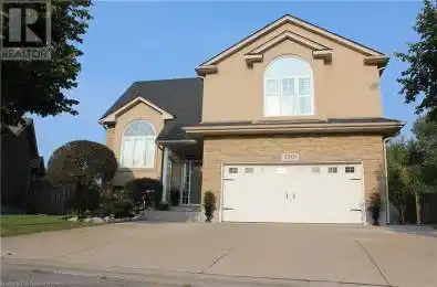 8301 MULLEN Court Niagara Falls Ontario L2H3M8