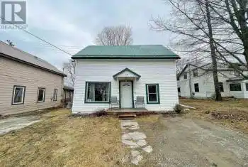 529 Claude Street, South Bruce Peninsula, Ontario N0H2T0, 3 Bedrooms Bedrooms, ,1 BathroomBathrooms,All Houses,For Sale,Claude,X12053545