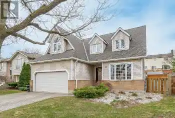 39 Celia Crescent, Guelph (Dovercliffe Park/Old University), Ontario N1G4R4, 4 Bedrooms Bedrooms, ,3 BathroomsBathrooms,All Houses,For Sale,Celia,X12055758