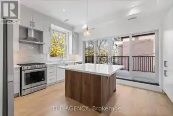 139 Robert Street Unit# 2, Toronto (University), Ontario M5S1G6, 3 Bedrooms Bedrooms, ,3 BathroomsBathrooms,All Houses,For Rent,Robert,C12056232