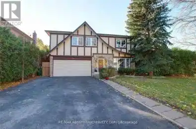 14 Angus Drive Unit# Lower Toronto (Don Valley Village) Ontario M2J2X1