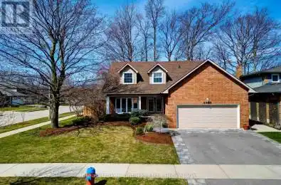 2013 Windy Oaks Drive Burlington (Headon) Ontario L7M2R3