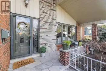3236 CEDARTREE Crescent, Peel, Ontario L4Y3G4, 3 Bedrooms Bedrooms, ,3 BathroomsBathrooms,All Houses,For Sale,CEDARTREE,40712380