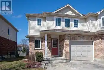 35 Pond View Drive, Wellesley, Ontario N0B2T0, 3 Bedrooms Bedrooms, ,3 BathroomsBathrooms,All Houses,For Sale,Pond View,X12057089