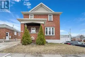 436 Courtland Avenue, Kitchener, Ontario N2G2W4, 4 Bedrooms Bedrooms, ,3 BathroomsBathrooms,All Houses,For Sale,Courtland,X12057423