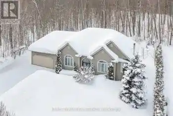 80 Wozniak Road, Penetanguishene, Ontario L9M1W5, 4 Bedrooms Bedrooms, ,3 BathroomsBathrooms,All Houses,For Sale,Wozniak,S11975905