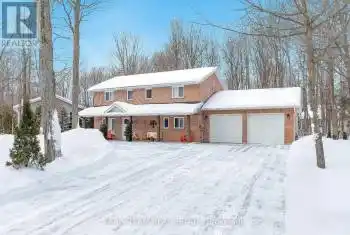 100 Desroches Trail, Tiny, Ontario L9M0H9, 4 Bedrooms Bedrooms, ,3 BathroomsBathrooms,All Houses,For Sale,Desroches,S12001259