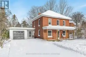 21 Robert Street, Penetanguishene, Ontario L9M1A9, 5 Bedrooms Bedrooms, ,2 BathroomsBathrooms,All Houses,For Sale,Robert,S12012734
