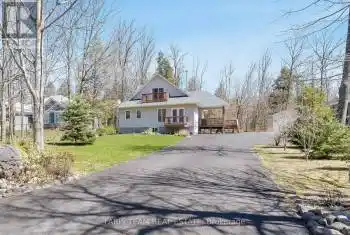 139 Trout Lane, Tiny, Ontario L9M0J1, 4 Bedrooms Bedrooms, ,3 BathroomsBathrooms,All Houses,For Sale,Trout,S12022544