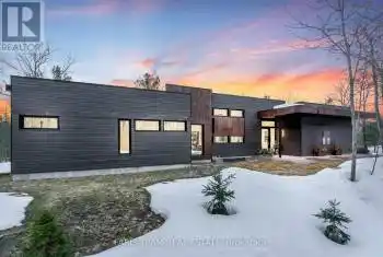 3870 Darling Island Road, Severn (Port Severn), Ontario L0K1S0, 3 Bedrooms Bedrooms, ,3 BathroomsBathrooms,All Houses,For Sale,Darling Island,S12041334