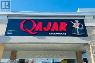 8202 Bayview Avenue Markham (Royal Orchard) Ontario L3T2S2