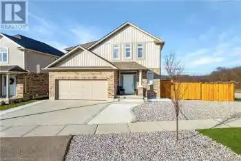 144 CINNAMON FERN Street, Waterloo, Ontario N2V0E9, 6 Bedrooms Bedrooms, ,4 BathroomsBathrooms,All Houses,For Sale,CINNAMON FERN,40712707