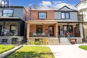 696 Crawford Street, Toronto (Palmerston-Little Italy), Ontario M6G3K2, 4 Bedrooms Bedrooms, ,2 BathroomsBathrooms,All Houses,For Sale,Crawford,C12053685