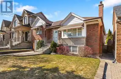 250 Joicey Boulevard Toronto (Bedford Park-Nortown) Ontario M5M2V7