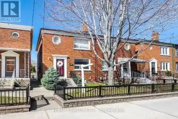 948 Pape Avenue, Toronto (Danforth Village-East York), Ontario M4K3V5, 4 Bedrooms Bedrooms, ,3 BathroomsBathrooms,All Houses,For Sale,Pape,E12057892