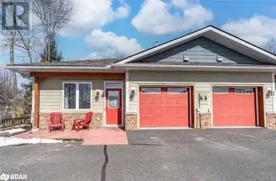2 JORDAN Lane Huntsville Ontario P1H1K9
