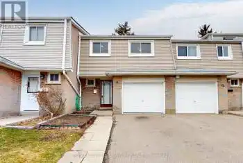 400 Mississauga Valley Boulevard Unit# 71, Mississauga (Mississauga Valleys), Ontario L5A3N6, 4 Bedrooms Bedrooms, ,3 BathroomsBathrooms,All Houses,For Sale,Mississauga Valley,W12058018