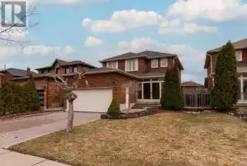 71 links Road, Vaughan (Maple), Ontario L6A1L4, 4 Bedrooms Bedrooms, ,4 BathroomsBathrooms,All Houses,For Sale,links,N12056609